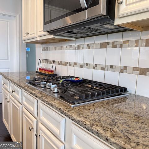 524 Lance View Lane, Lawrenceville, GA 30045