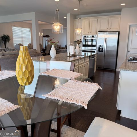 524 Lance View Lane, Lawrenceville, GA 30045