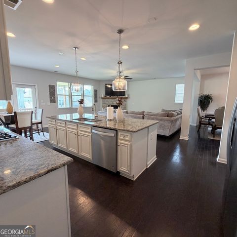 524 Lance View Lane, Lawrenceville, GA 30045