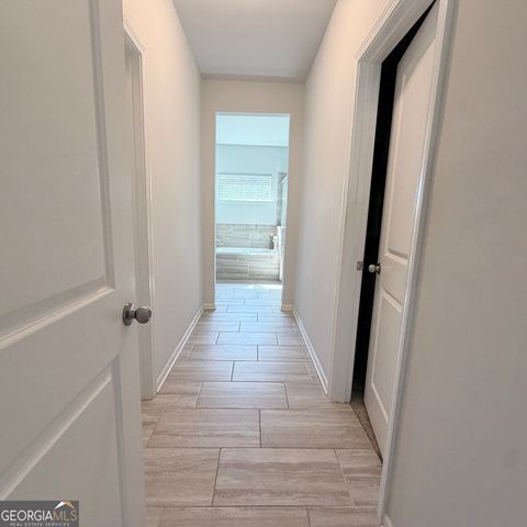 524 Lance View Lane, Lawrenceville, GA 30045
