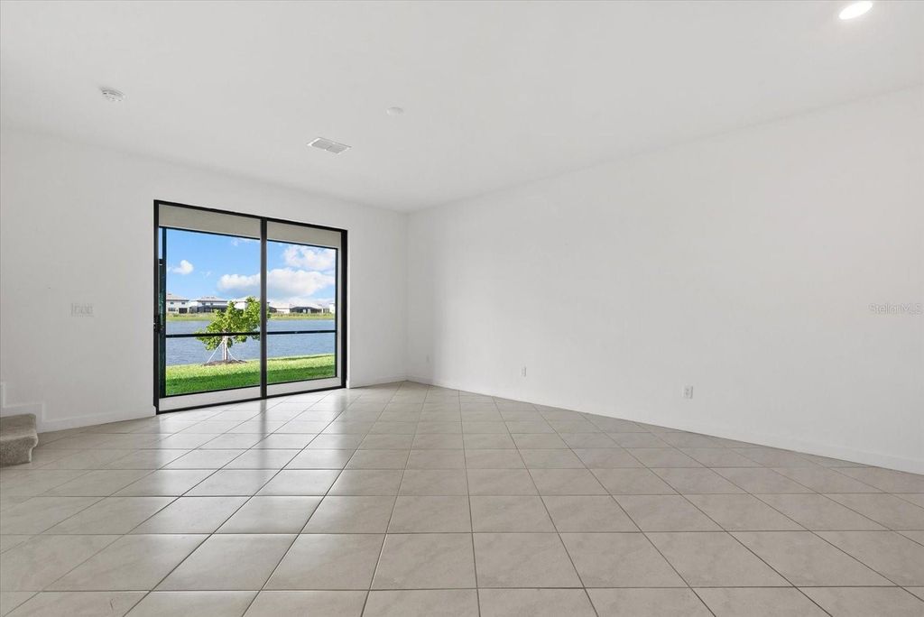 Image 15 of property listing at 15171 SUNNY DAY DRIVE, Bradenton, FL 34211