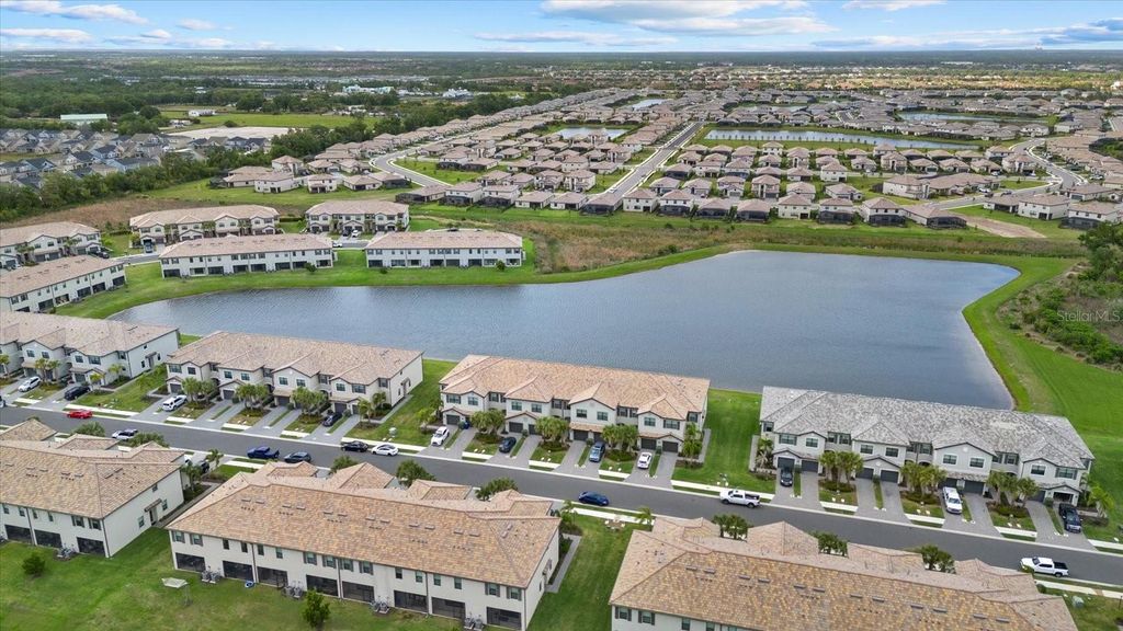 Image 26 of property listing at 15171 SUNNY DAY DRIVE, Bradenton, FL 34211