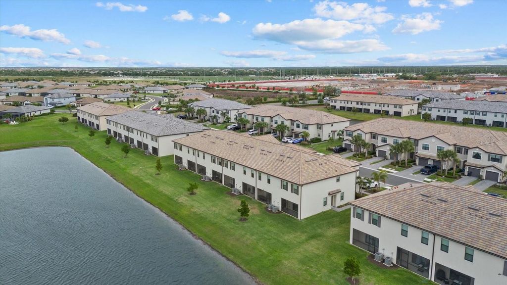 Image 28 of property listing at 15171 SUNNY DAY DRIVE, Bradenton, FL 34211