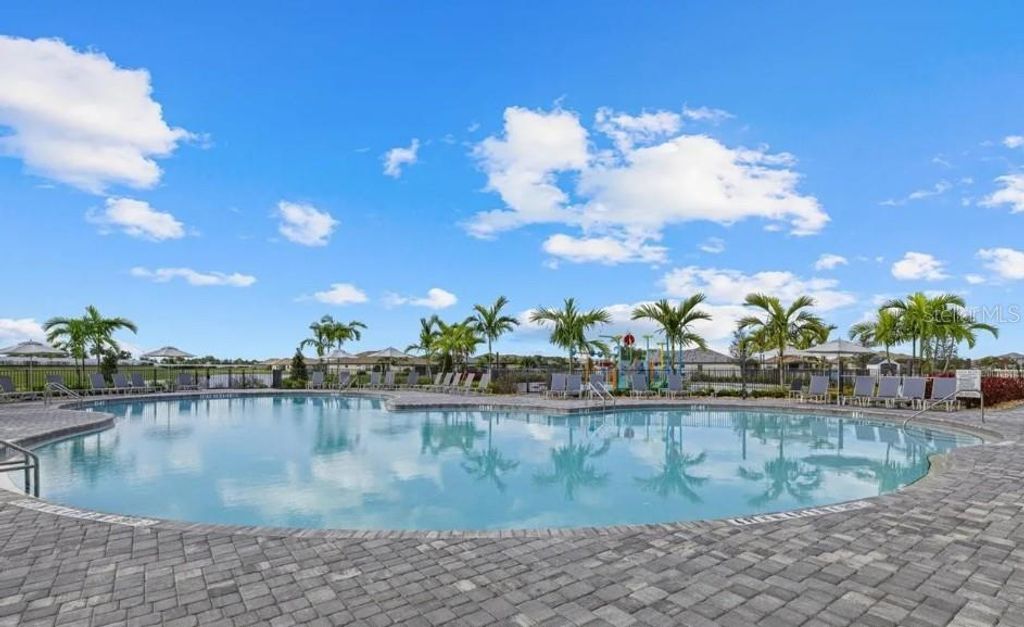 Image 40 of property listing at 15171 SUNNY DAY DRIVE, Bradenton, FL 34211
