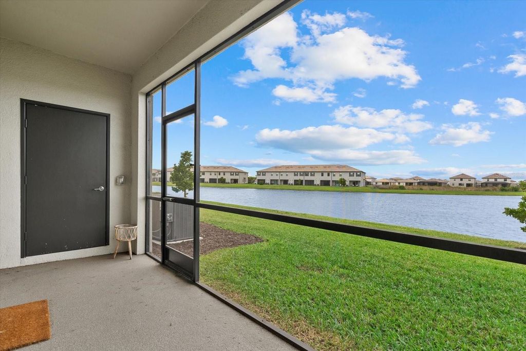 Image 8 of property listing at 15171 SUNNY DAY DRIVE, Bradenton, FL 34211