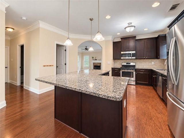 4025 Hunters Walk Way, Cumming, GA 30028