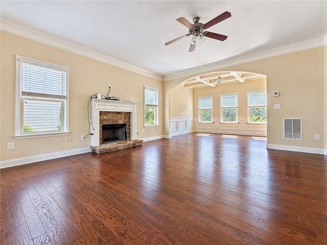 4025 Hunters Walk Way, Cumming, GA 30028