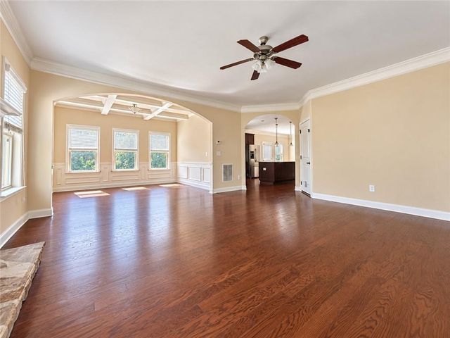 4025 Hunters Walk Way, Cumming, GA 30028