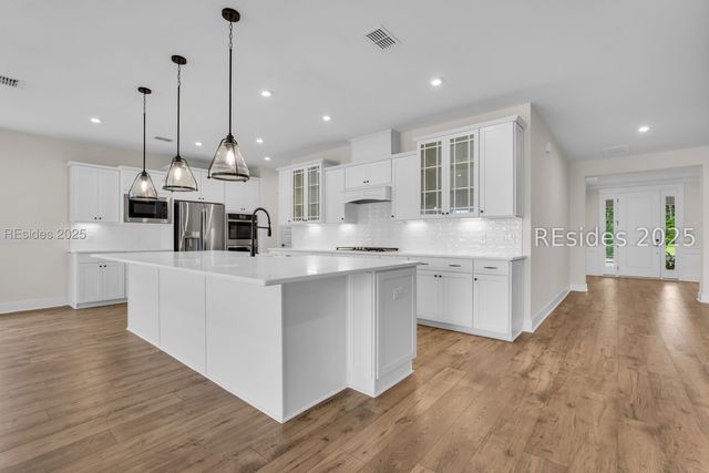 93 Estuary Dr, Bluffton, SC 29909