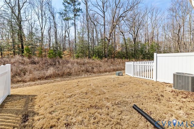 7270 Lyon Taylor Ln, New Kent, VA 23124