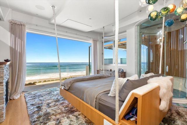 3709 Ocean Front Walk, San Diego, CA 92109