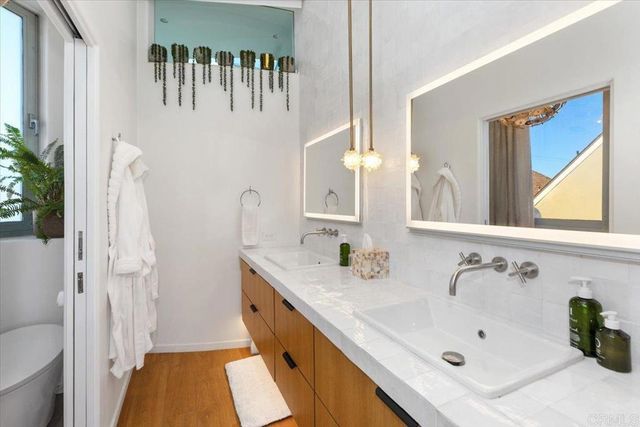 3709 Ocean Front Walk, San Diego, CA 92109