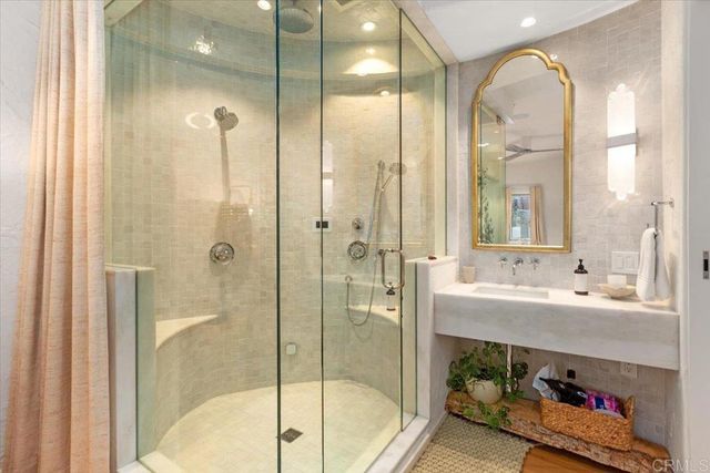 3709 Ocean Front Walk, San Diego, CA 92109