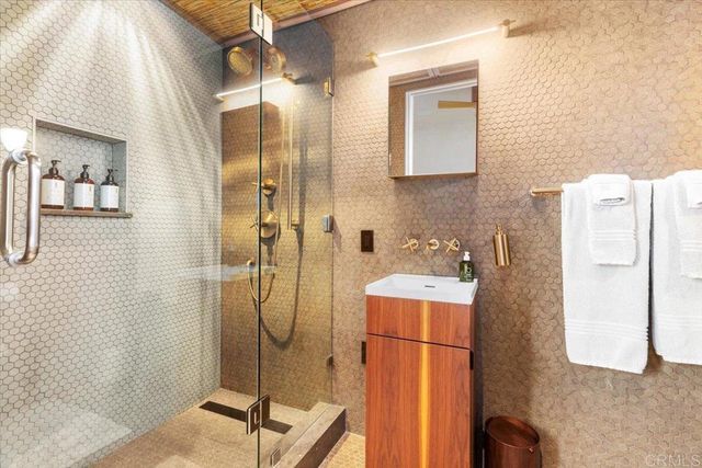 3709 Ocean Front Walk, San Diego, CA 92109