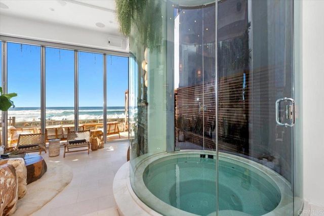 3709 Ocean Front Walk, San Diego, CA 92109