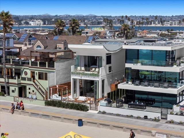 3709 Ocean Front Walk, San Diego, CA 92109