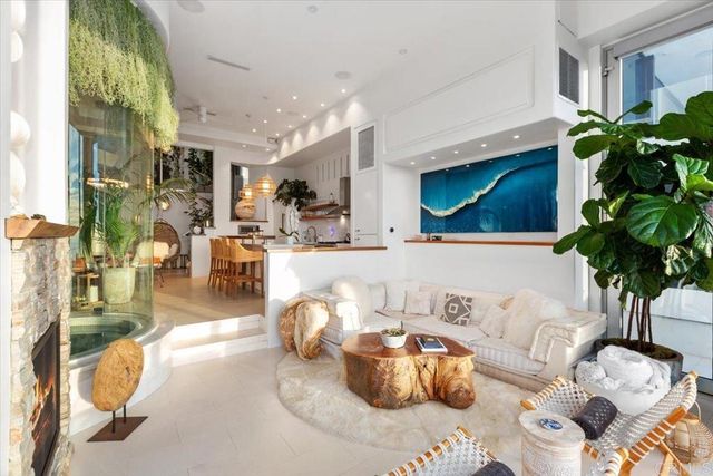 3709 Ocean Front Walk, San Diego, CA 92109