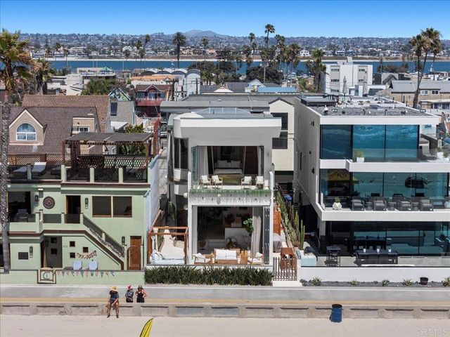 3709 Ocean Front Walk, San Diego, CA 92109