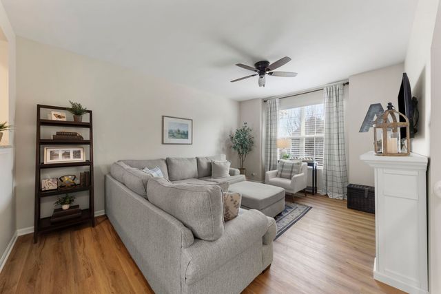 0N082 Forsythe Court, Winfield, IL 60190