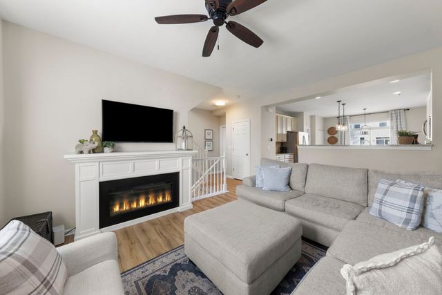 0N082 Forsythe Court, Winfield, IL 60190