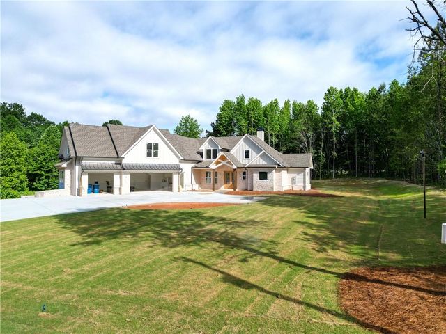 2889 Briscoe Road, Loganville, GA 30052