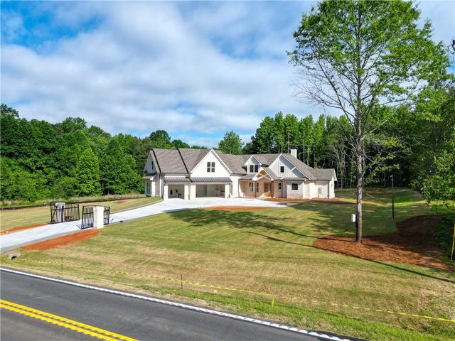 2889 Briscoe Road, Loganville, GA 30052