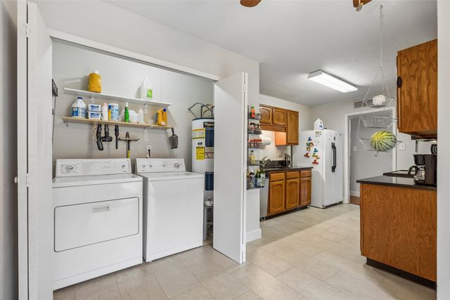 2312 Havenwood Drive, Arlington, TX 76018