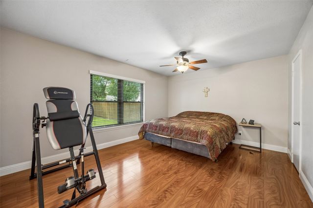 2312 Havenwood Drive, Arlington, TX 76018