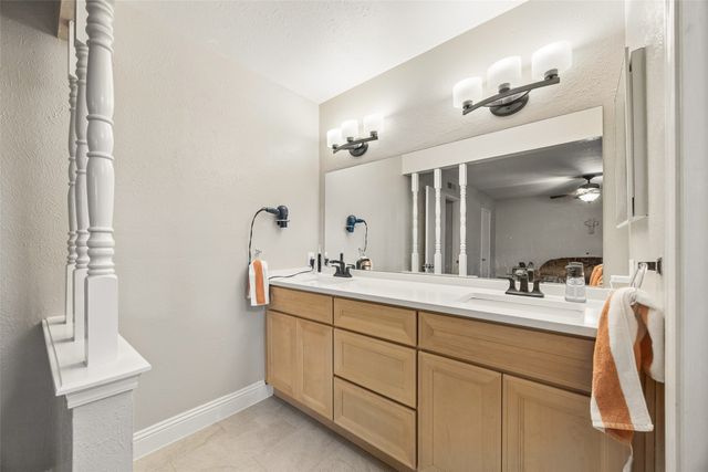 2312 Havenwood Drive, Arlington, TX 76018