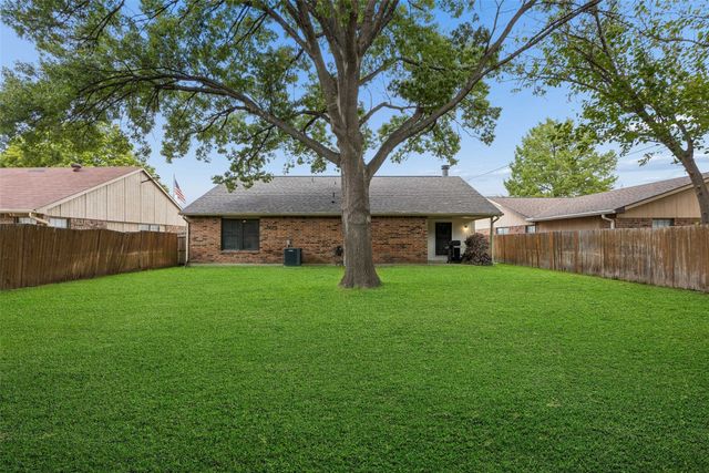 2312 Havenwood Drive, Arlington, TX 76018