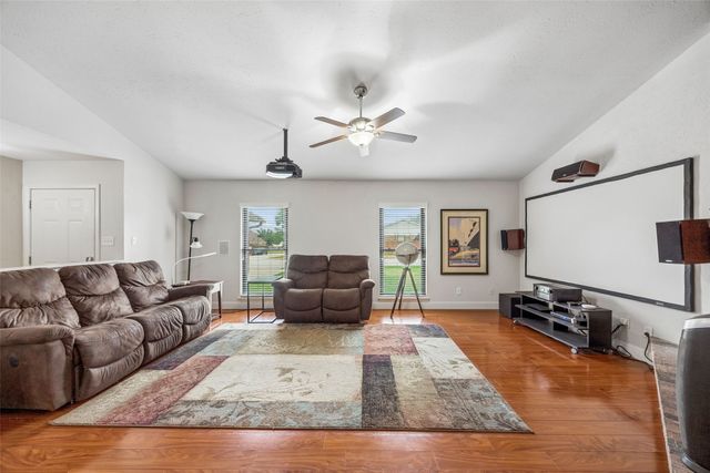 2312 Havenwood Drive, Arlington, TX 76018