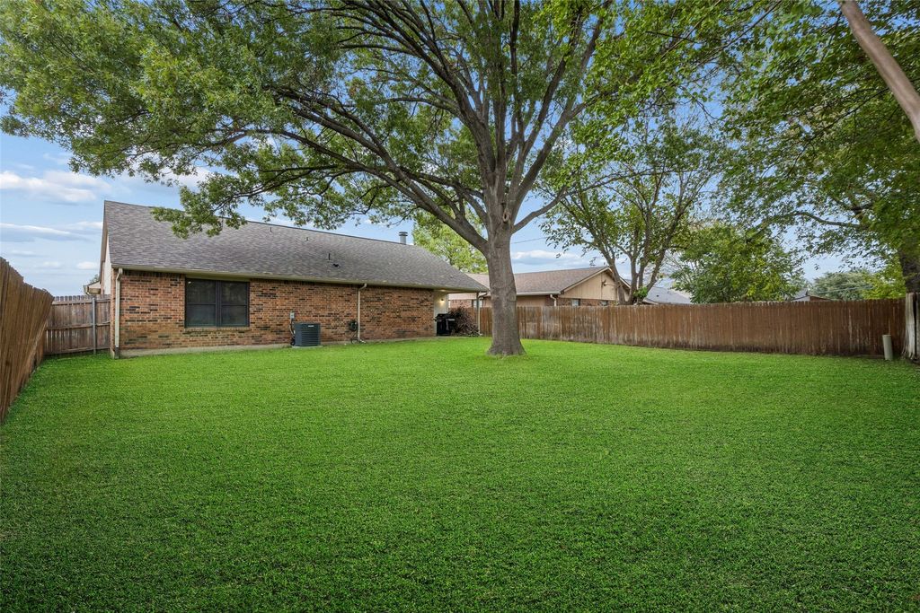 2312 Havenwood Drive, Arlington, TX 76018 — photo 2