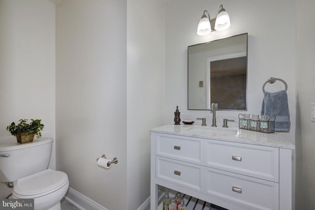 130 DORCHESTER DR, Southampton Twp, NJ 08088
