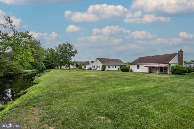 130 DORCHESTER DR, Southampton Twp, NJ 08088
