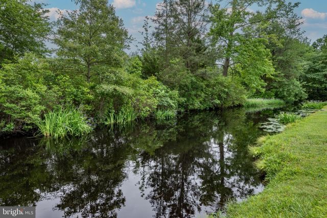 130 DORCHESTER DR, Southampton Twp, NJ 08088