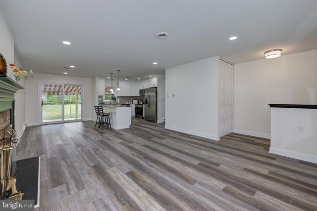 130 DORCHESTER DR, Southampton Twp, NJ 08088