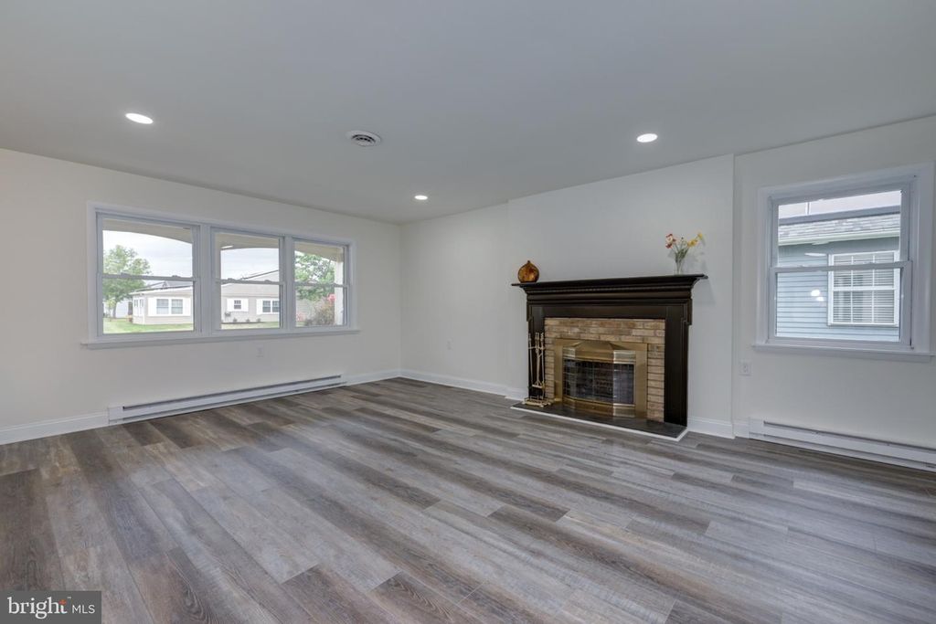 130 DORCHESTER DR, SOUTHAMPTON TWP, NJ 08088 — photo 4