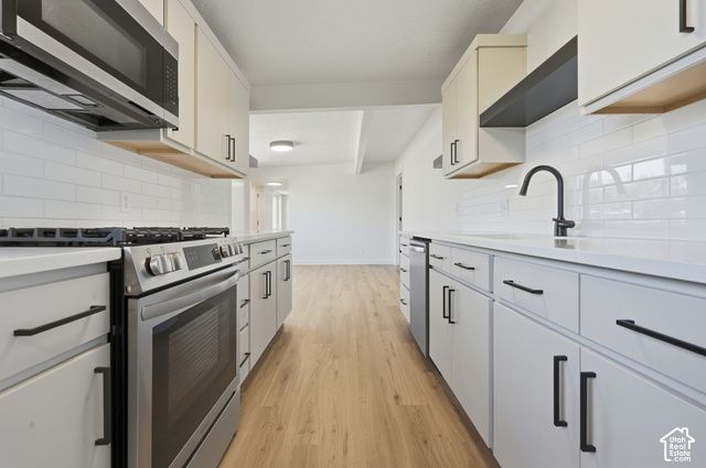 2967 W APPLETON DR, West Valley City, UT 84119