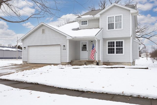 1505 Rock Island Drive, Ely, IA 52227
