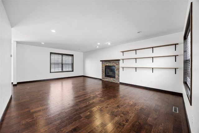 1505 Rock Island Drive, Ely, IA 52227