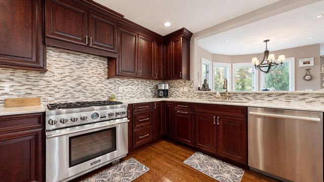 107 HOLLY LN, Linwood, NJ 08221