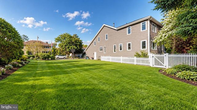 107 HOLLY LN, Linwood, NJ 08221