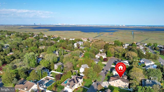 107 HOLLY LN, Linwood, NJ 08221