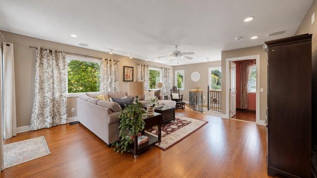 107 HOLLY LN, Linwood, NJ 08221