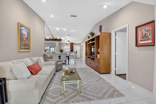 18921 Argosy Drive, Boca Raton, FL 33496