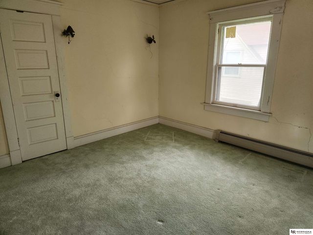3317 Woolworth Avenue, Omaha, NE 68105