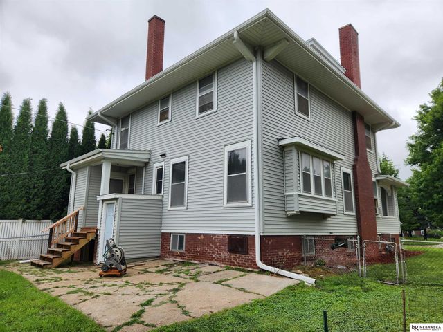 3317 Woolworth Avenue, Omaha, NE 68105