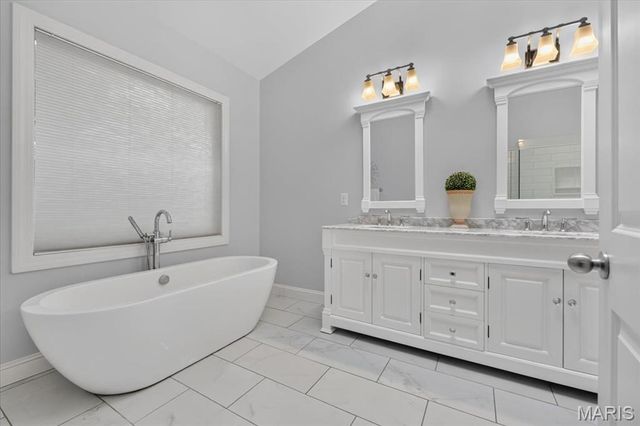 17715 Drummer Lane, Wildwood, MO 63005