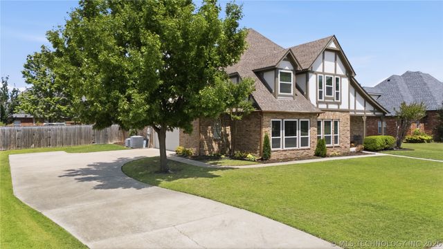 12601 E 79th Street N, Owasso, OK 74055