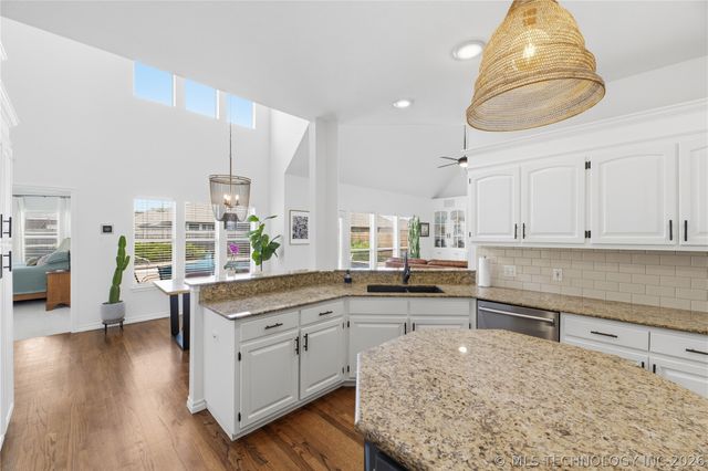 12601 E 79th Street N, Owasso, OK 74055